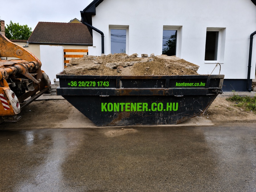Konténer építkezésen Budapesten