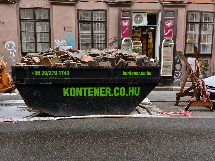 Konténeres telephely és hulladékfeldolgozó